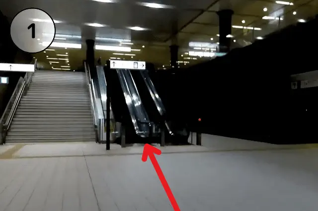 馬車道駅１C出口から横浜市役所までのアクセス①